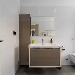 Villa Anni For 10 People In With Heated Pool, Sea View & Kids And Playground *