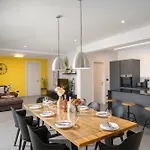 Anni For 10 People In With Heated Pool, Sea View & Kids And Playground *