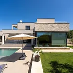 Anni For 10 People In With Heated Pool, Sea View & Kids And Playground