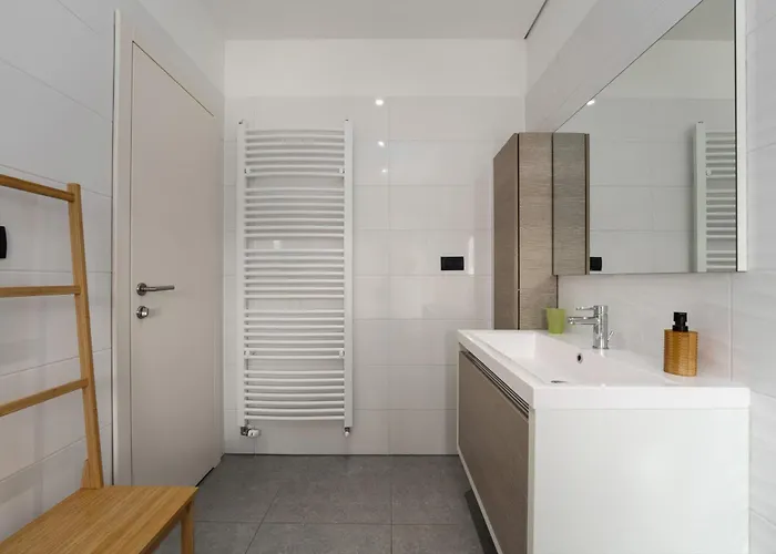 Вилла Anni For 10 People In With Heated Pool, Sea View & Kids And Playground *