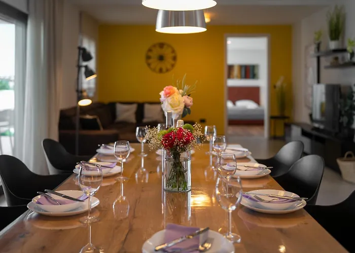 Anni For 10 People In With Heated Pool, Sea View & Kids And Playground *