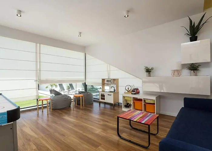 Anni For 10 People In With Heated Pool, Sea View & Kids And Playground Вилла *