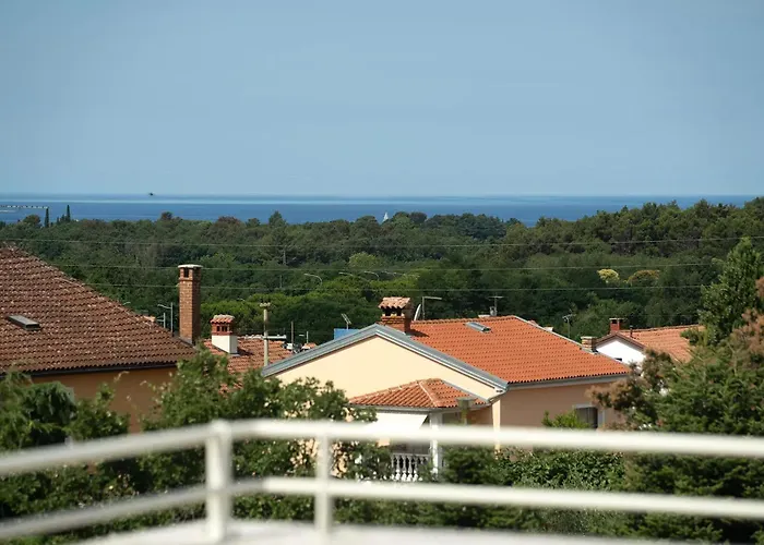 Anni For 10 People In With Heated Pool, Sea View & Kids And Playground Вилла *